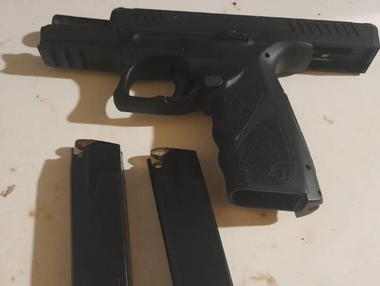 PM apreendem arma de fogo no circuito do São João 2023 na Vila