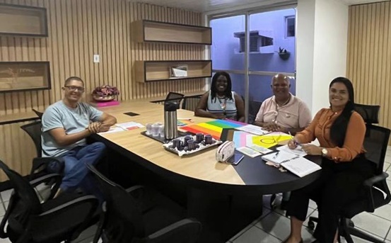 Representantes do centro dos direitos LGBT da Bahia se reúnem com da representantes prefeitura de Entre Rios