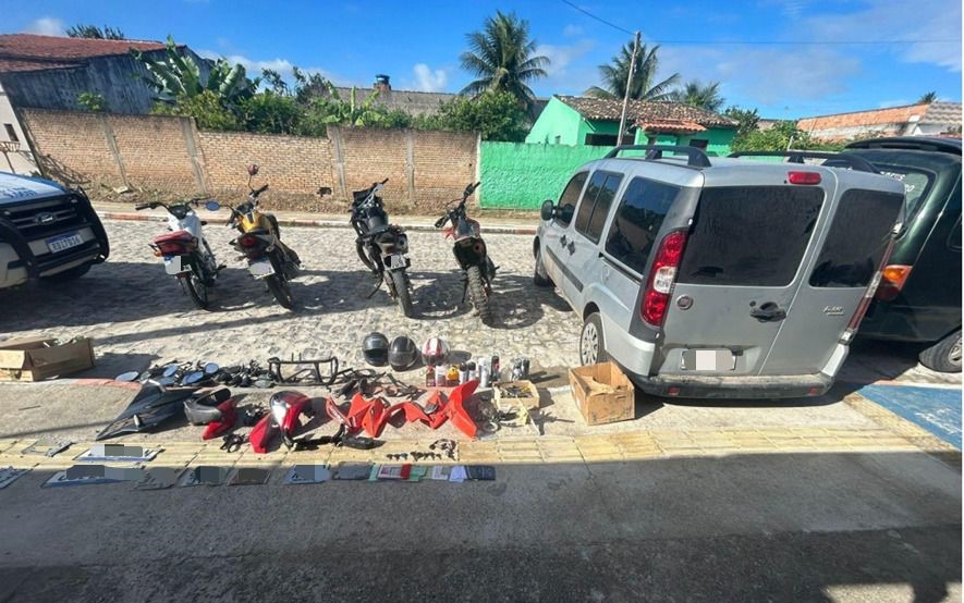 PM desarticula oficina de adulteração de carros e motos em Crisópolis