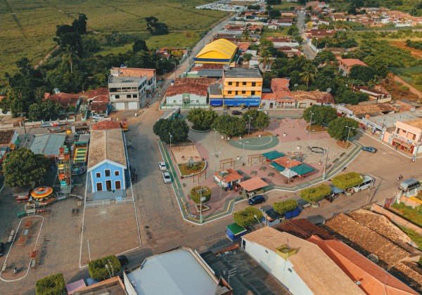 Muritiba mantém festividades de aniversário após prefeito ser baleado
