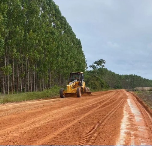 Governo Municipal reforça serviços de patrolamento em estradas vicinais de Jandaíra