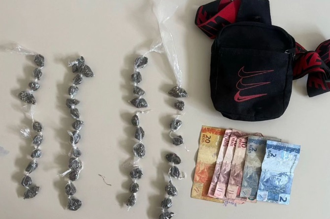 Polícia Militar realiza apreensão de drogas e prende dois homens por tráfico em Sátiro Dias
