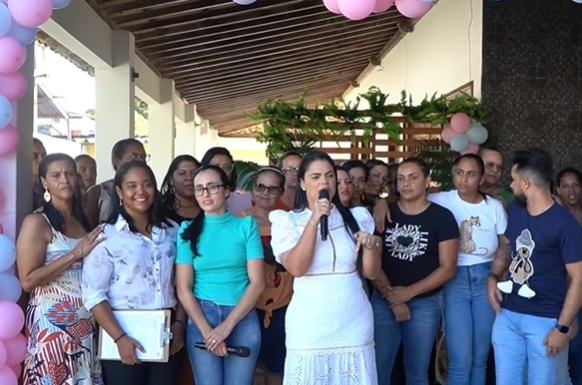 Vídeo: Gestantes da sede de Entre Rios recebem Kit Enxoval com itens essenciais para os primeiros meses do bebê; Assista