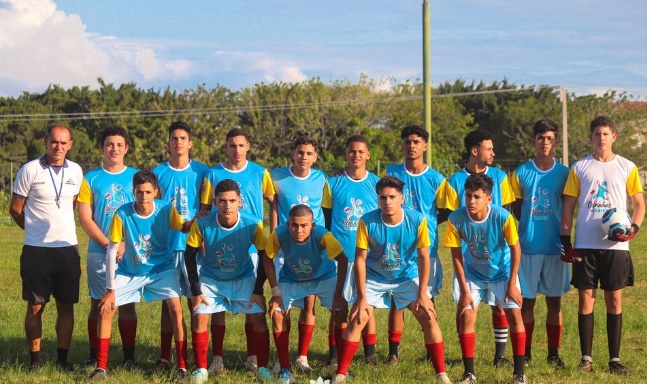 Adolescentes de Aporá participam da Copinha da Bahia com apoio do Município e do Estado