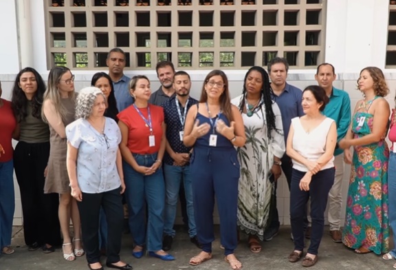 Protocolo de avaliação da saúde da população que teve contato com mancha de óleo nas praias é realizado no litoral de Entre Rios