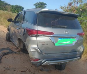 Prefeito Dudu Vieira de Conde sofre acidente grave de carro na Linha Verde
