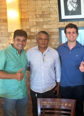 Paulo Assuitt participa de reunião com Prefeito e empresários para geração de novas vagas de emprego em Jandaíra