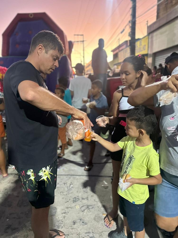 Pré-candidato a prefeito Paulo Assuitt promove evento para crianças na sede e povoados de Jandaíra