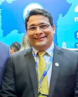 Prefeito Alex Freitas poderá gastar mais de 140 mil reais na compra de frangos para Acajutiba