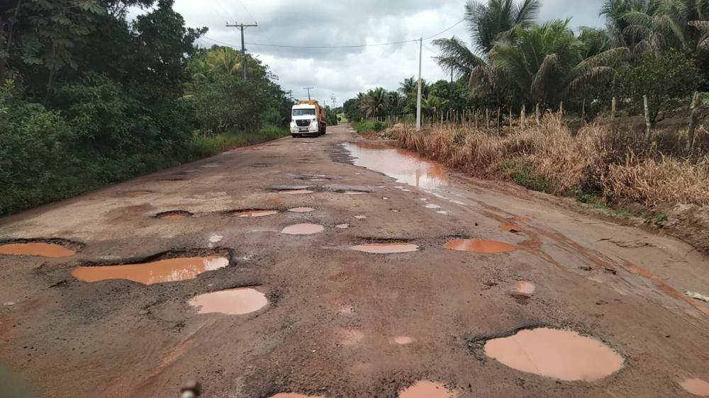 Deputado Angêlo Coronel solicita  reforma da BA-506 no trecho que liga a praia de Subaúma à sede de Entre Rios
