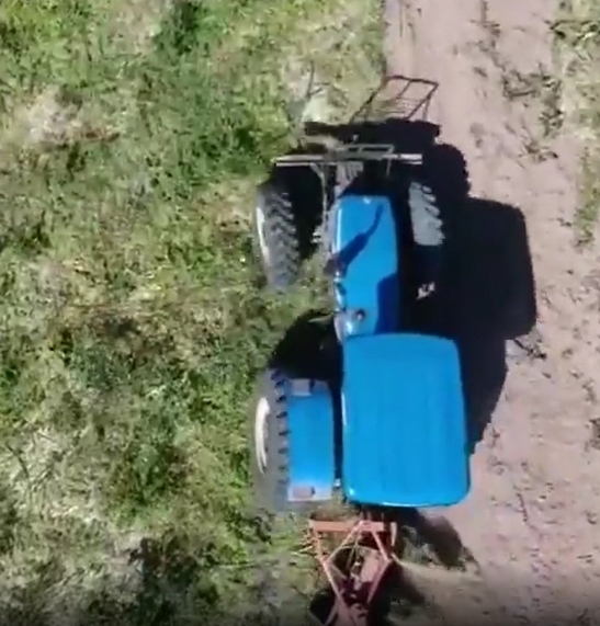 Prefeito Leandro Dantas autoriza gradagem e aragem de terra a pequenos agricultores de Crisopólis
