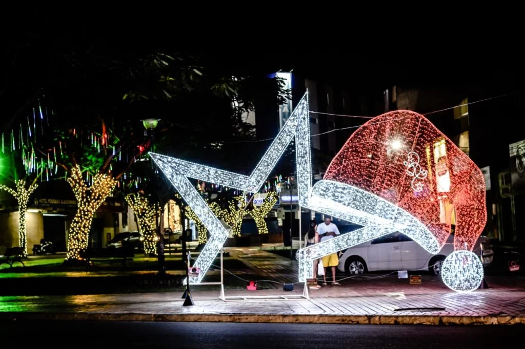 Governo Joaquim Neto poderá gastar mais de 300 mil reais com decoração natalina de 2023
