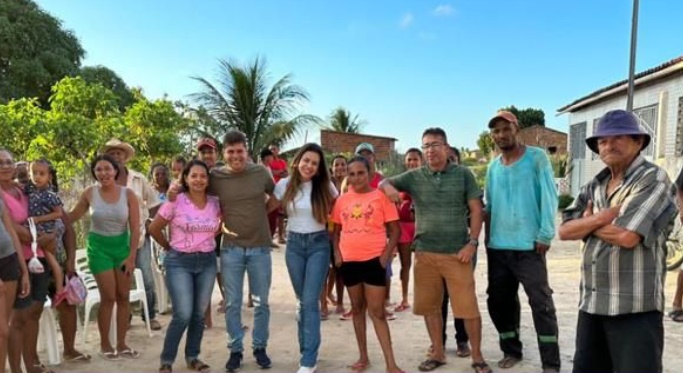 Pré-candidato a Prefeito Paulo Assuitt comemora encontro com amigos em Jandaíra