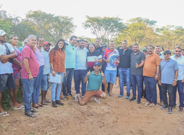 Prefeito Nandinho da Serraria realiza assinatura de Ordem de Serviço de comunidade rural que liga a Entre Rios; Entenda