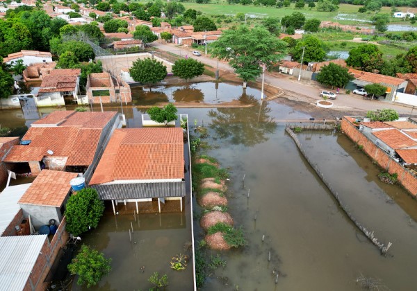 Chuva afeta 41 municípios, e governo segue mobilizado para demandas de emergência