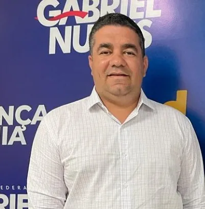 Prefeito Luiz Alberto poderá gastar mais de 1 milhão de reais para aquisição de material gráfico comunicação visual e carimbo para Olindina