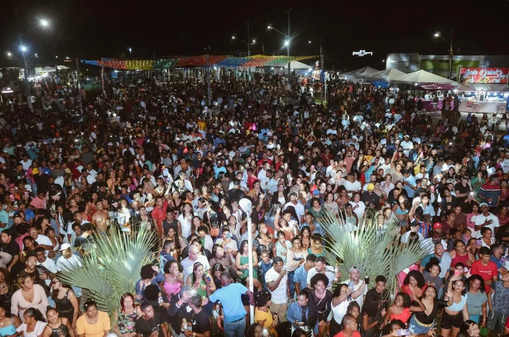 Itanagra: Festa arrasta uma multidão e encerra as comemorações do aniversário da cidade