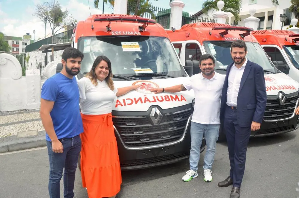 Itanagra: “Mais uma conquista fruto de uma parceria de sucesso com os governos federal e estadual”, dispara Marcus Sarmento ao receber uma nova ambulância para o município