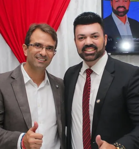 Prefeito Leandro Dantas toma posse do cargo de presidente do Consórcio de Saúde do Litoral Norte e Agreste Baiano