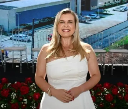 Conheça o perfil profissional de Laína Passos, nova secretária de saúde de Inhambupe