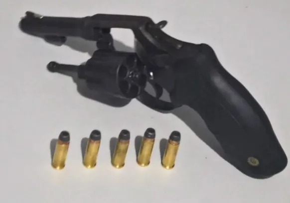 Polícia Militar realiza apreensão de arma de fogo após o Réveillon em Baixio 
