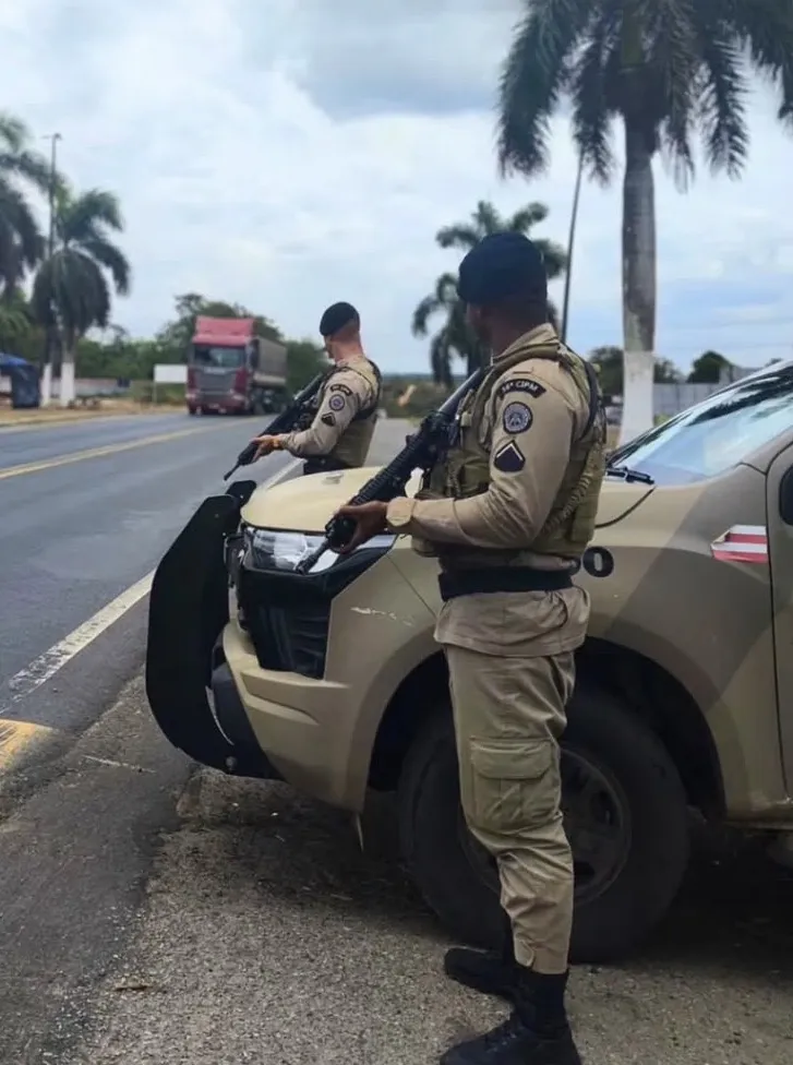 Operação Força Total fecha o cerco e polícia estoura ponto de drogas em Entre Rios