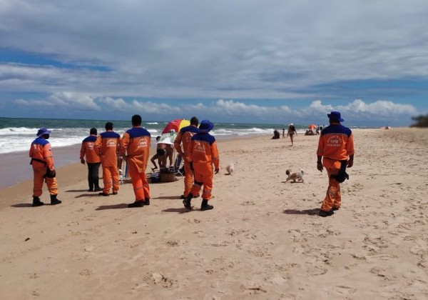 Praias de Camaçari estão interditadas até segunda-feira (7)