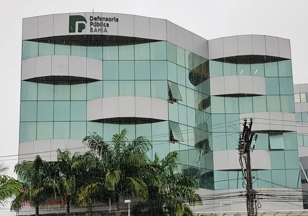 DPE-BA planeja audiência pública para discutir retirada de camelôs do centro