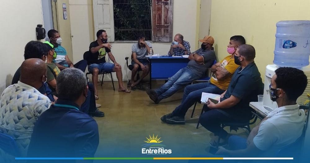 Prefeitura de Entre Rios realiza reunião com esportistas para traçar metas no município