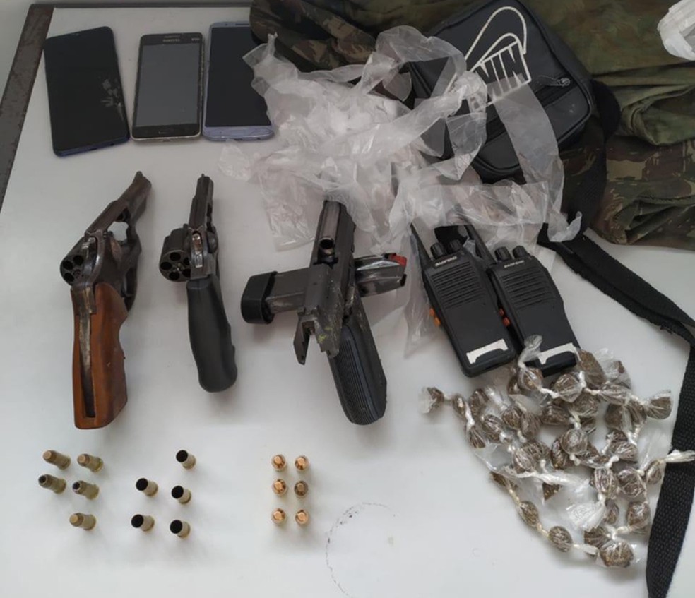 Ação policial em Alagoinhas acaba com três mortes, dois presos e adolescente apreendido