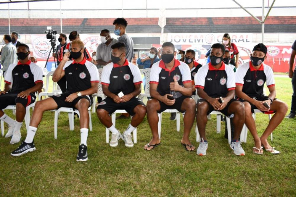 No aniversário de Alagoinhas Atlético recebe homenagem pelo título de Campeão Baiano 2021