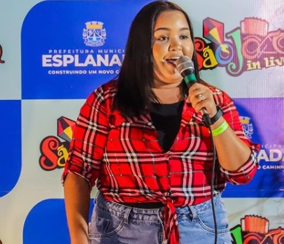 Youtuber, humorista e roterista acajutibense Naty Sensation se aproxima dos 18 mil seguidores no Instagram