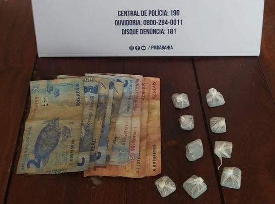 Exclusivo: Polícia Militar prende traficante e drogas no Sítio do Conde