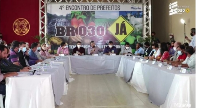 Prefeitos se reúnem para debater conclusão da obra da rodovia que liga Cocos a Maraú