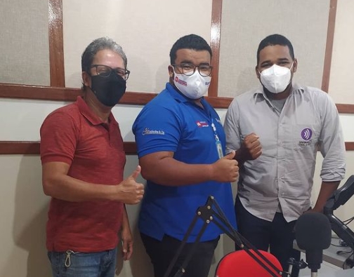 Jornalista Eliel Ramos estreia programa na rádio Divina Fm em Cardeal da Silva