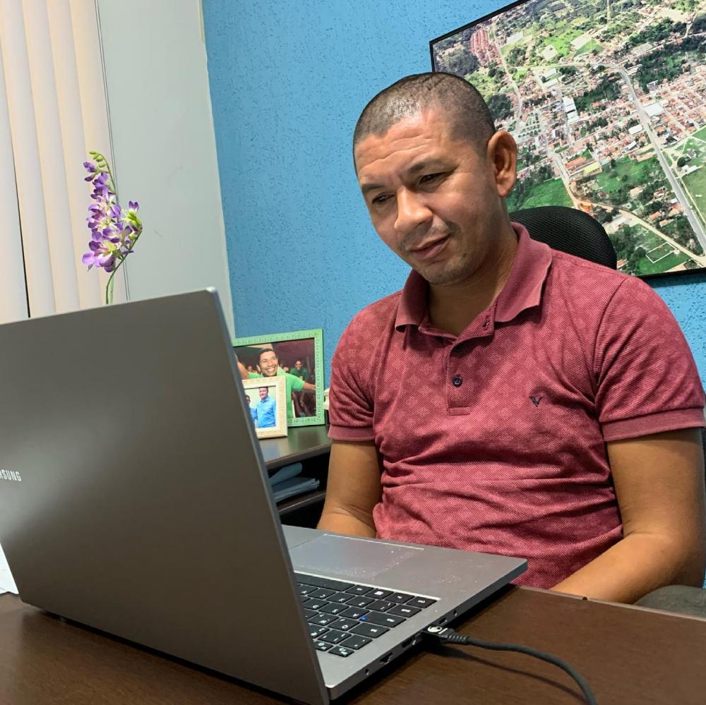 Prefeito de Ouriçangas Tonho de Fiito tem WhatsApp e Instagram clonados e faz alerta